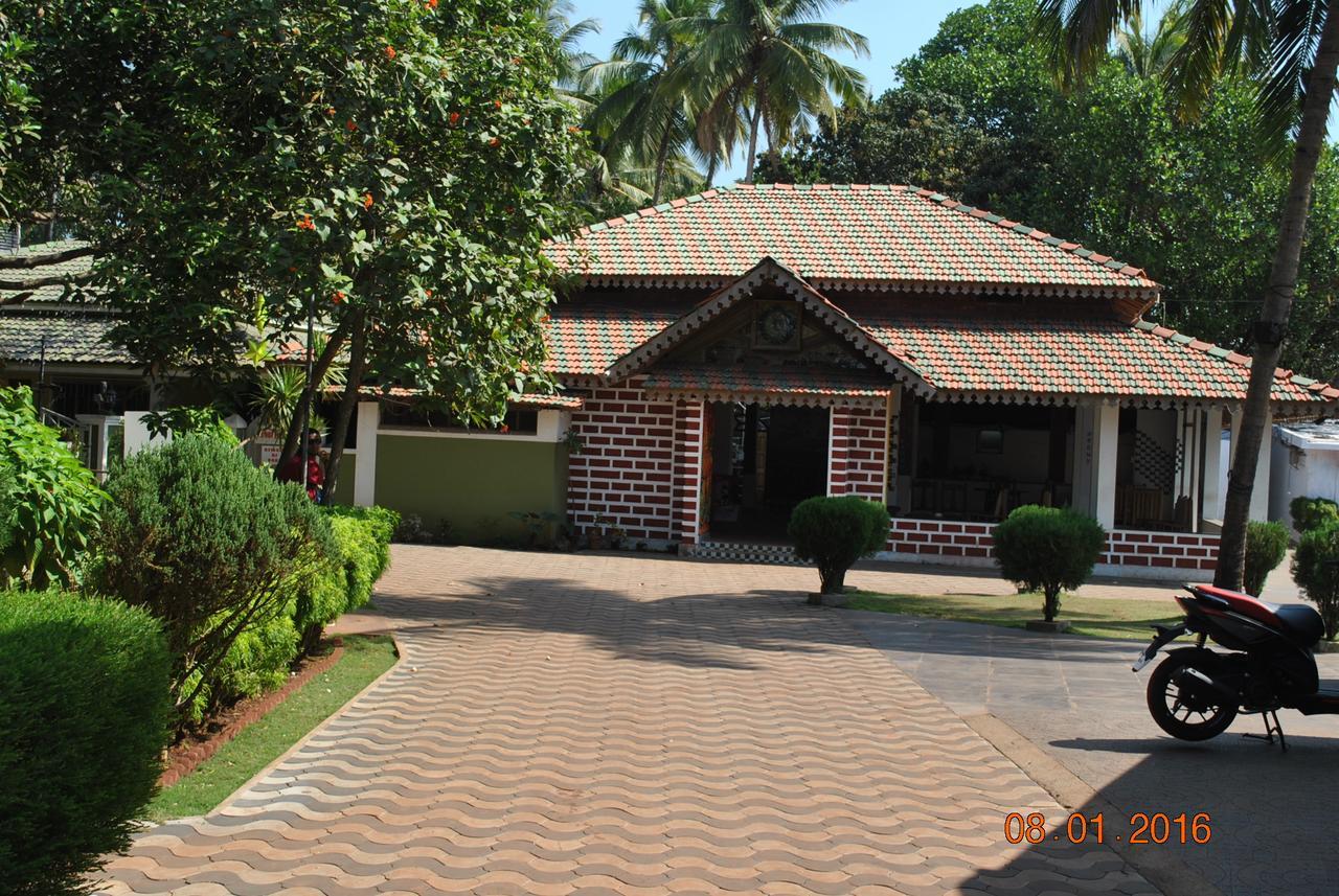 Hill Top Goa Lodge Vagator Eksteriør billede