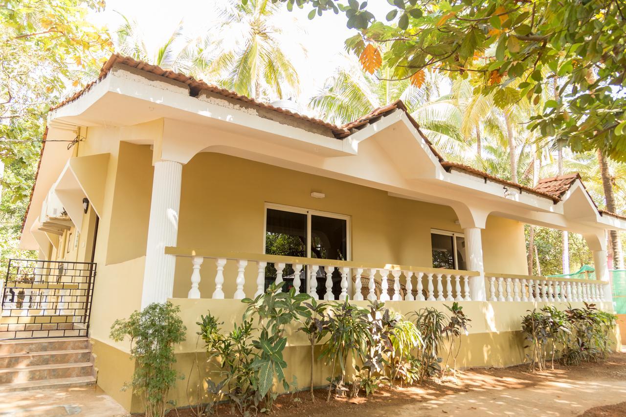 Hill Top Goa Lodge Vagator Eksteriør billede